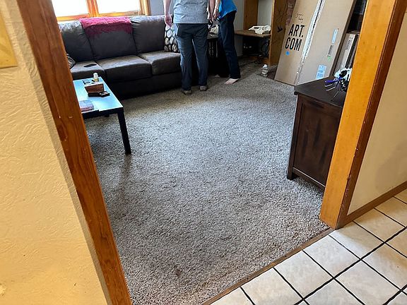 3rd image of 709 Cowdin Dr #1