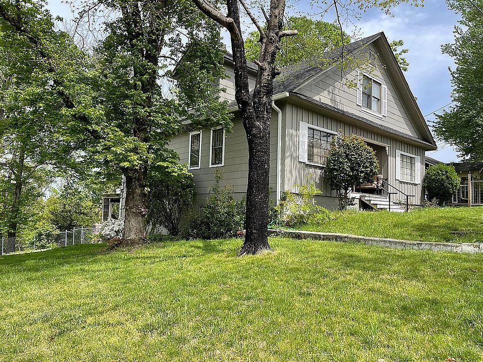 2nd image of 3113 Rockmeade Dr