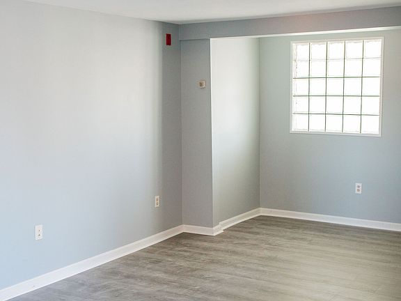 3rd image of 12 Jones Creek Dr #2