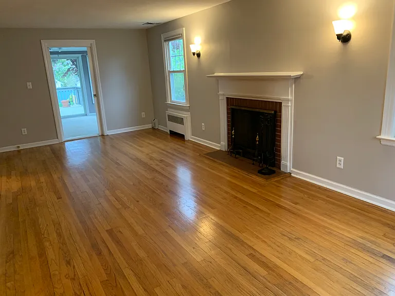 37 Spring Garden St — Photo 49