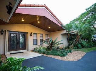 10200 SW 128th St, Miami, FL 33176