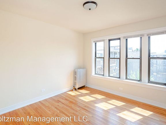3rd image of 1469 W Carmen Ave #10167954