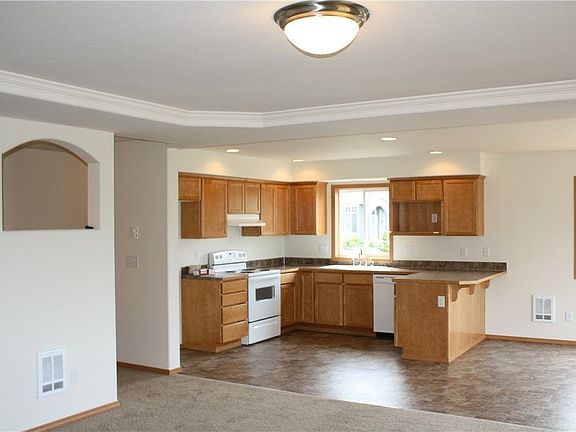 2nd image of 3304 80th Ave NE
