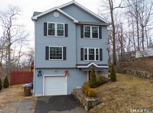 47 Oronoque Trail, Shelton, CT 06484