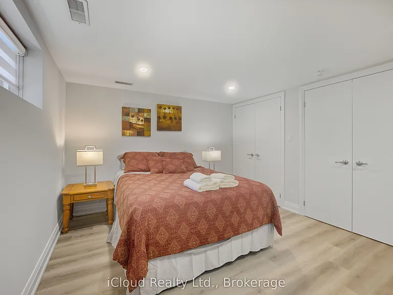 23 Swanhurst Blvd #B — Photo 10