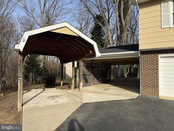 3rd image of 30170 Curtiss Rd