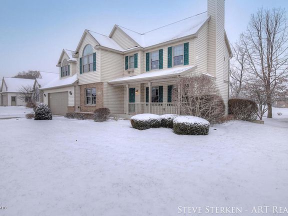3rd image of 9499 Bluff Lake St