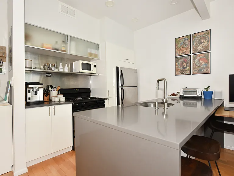 179 Monroe St #3A — Photo 9