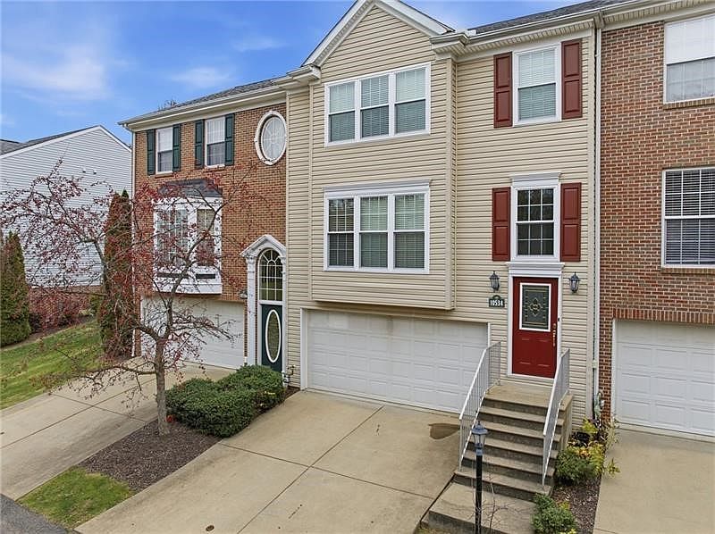1st image of 10534 Cherry Grove Ct