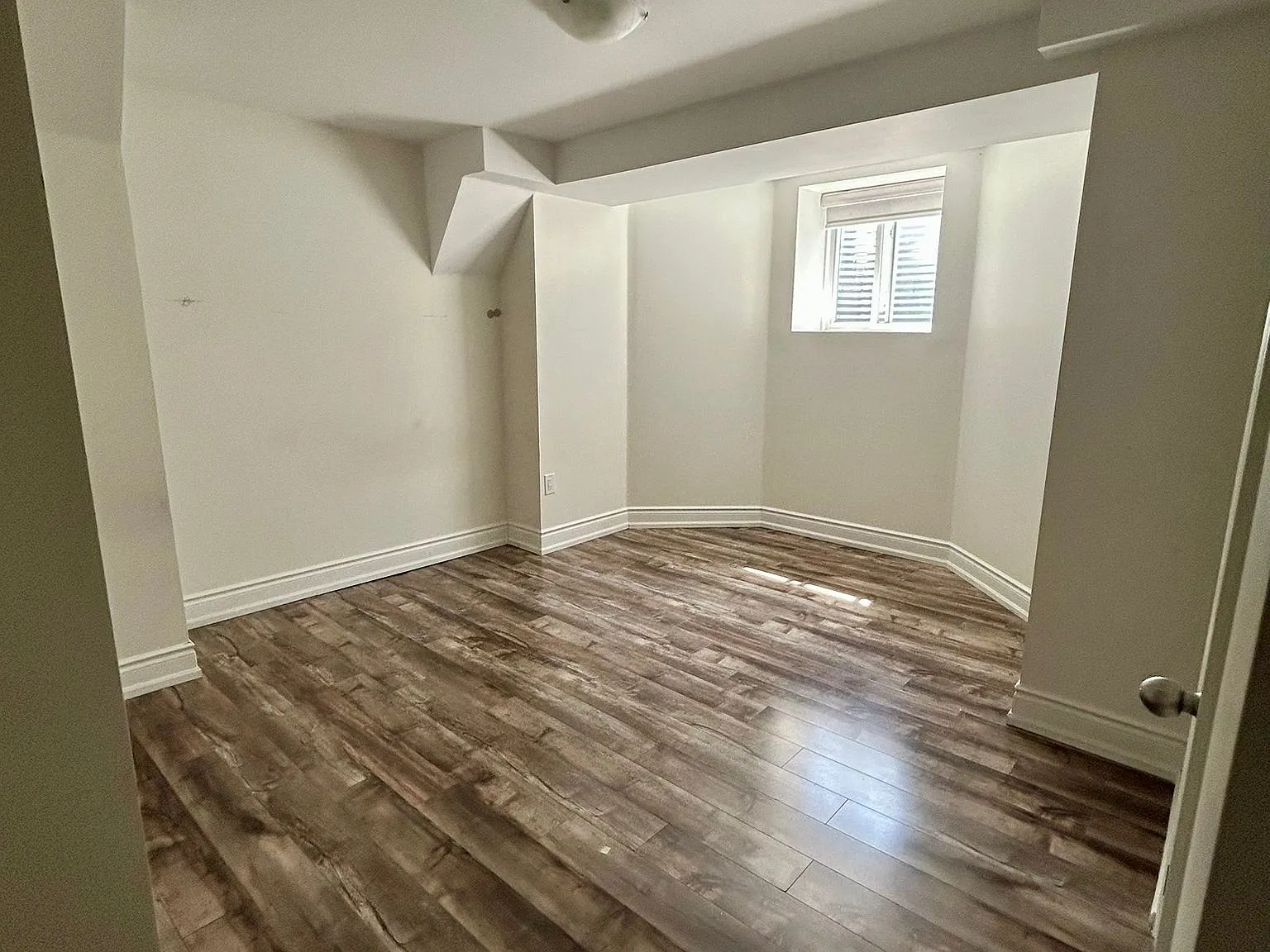 2 bed, $2,000 — Photo 4