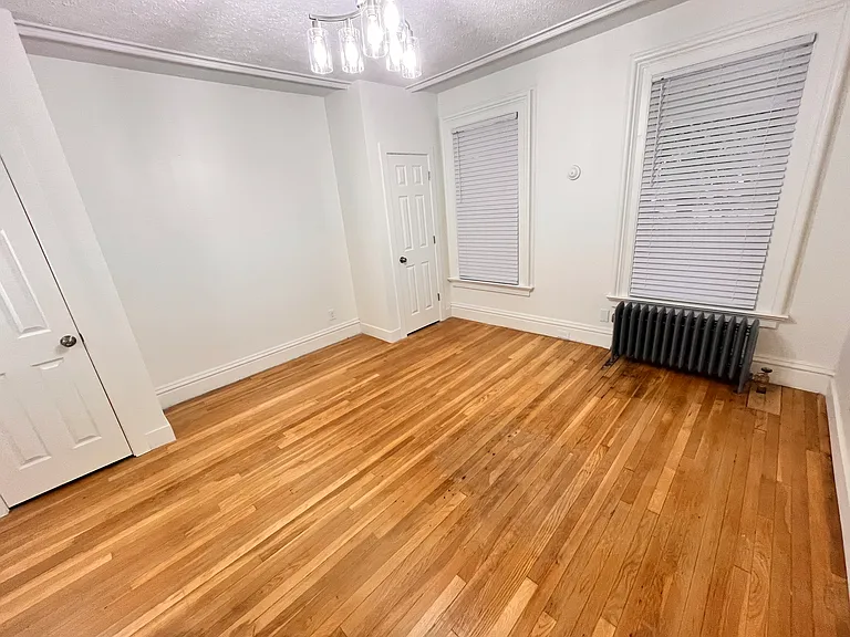 642 Elm St #1 — Photo 12