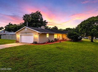 20 Twin River Dr, Ormond Beach, FL 32174