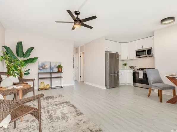 94-249 Waikele Rd APT A205, Waipahu, HI 96797