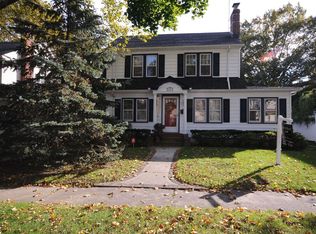 896 Lorenz Ave, Baldwin, NY 11510