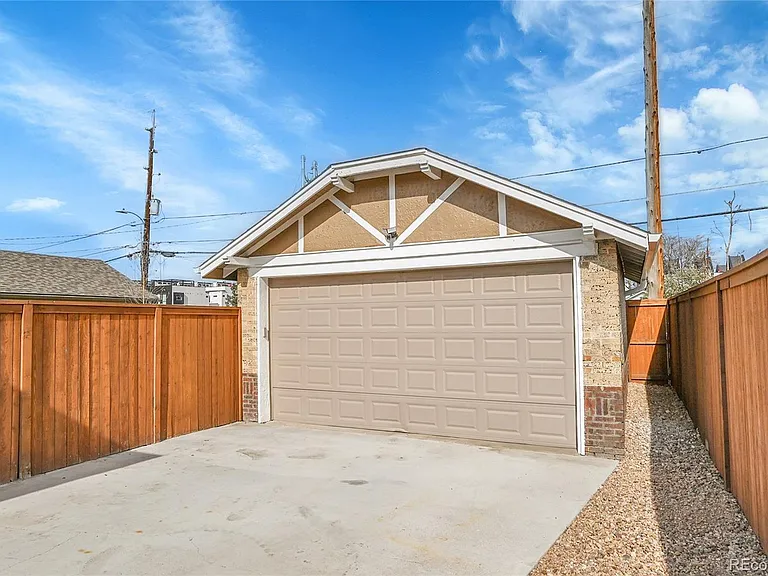 1578 N Meade St #A — Photo 22