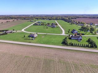 2459 N 4220th Rd, Sheridan, IL 60551