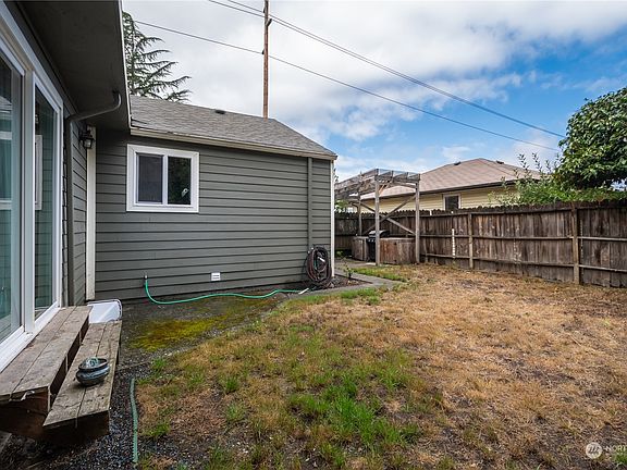 5th image of 620 Wilbert Avenue