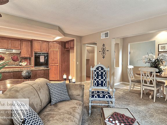 3rd image of 395 N Brook Glen Ln