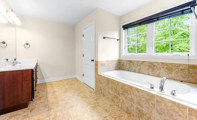 141 North Dr — Photo 15