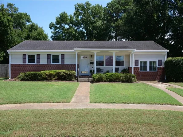 8108 Anglewood Ct, Norfolk, VA 23518
