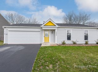 1450 Farrington Ln, Aurora, IL 60504