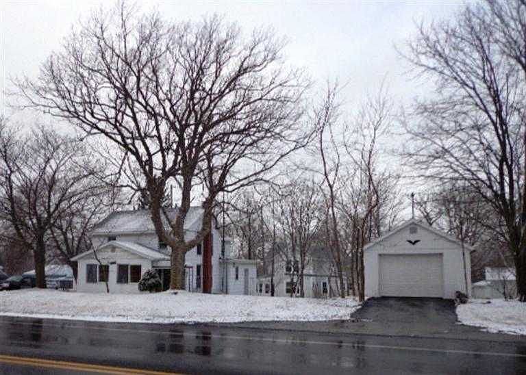 1st image of 725 Plum Ave