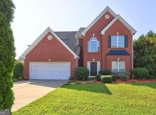 1388 Barrett Bluff Cir, Lawrenceville, GA 30045