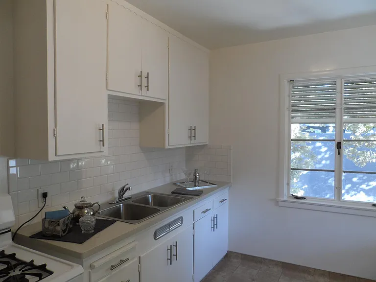 1314 V St #2 — Photo 13