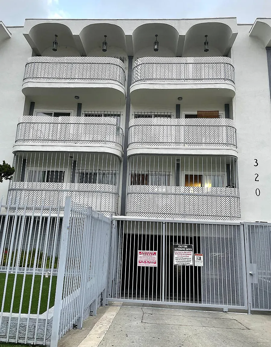 320 S. Alexandria — Photo 1
