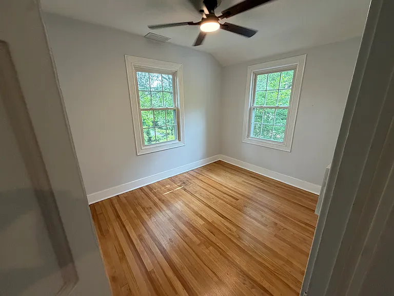 5932 Edgehill Ct — Photo 11