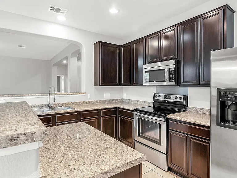 19121 Pencil Cactus Dr — Photo 10