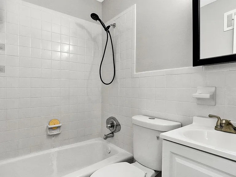 5032 Shirley Ave — Photo 4