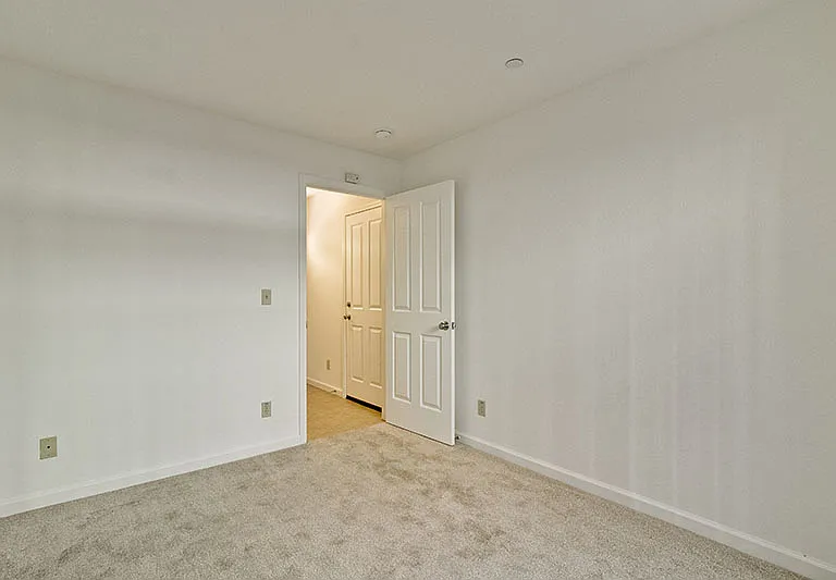 THE CLAY STREET RESIDENCES — Photo 20