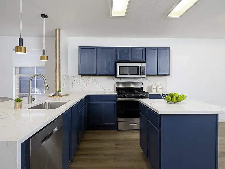 1800 Carriage Hills Trl — Photo 4