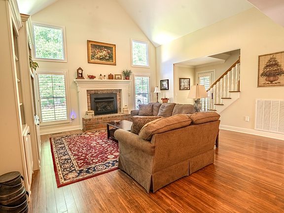 14th image of 199 Liles Ln