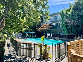 225 Nova Albion Way