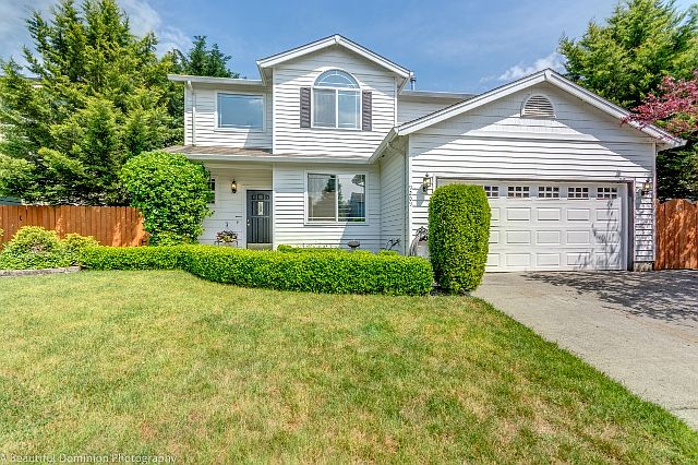 1st image of 9209 NE 164th Ave