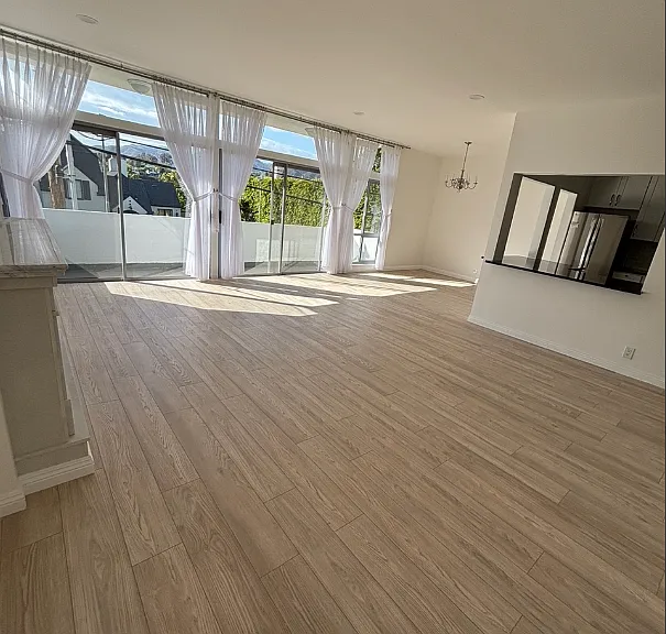 511 San Vicente Blvd #204 — Photo 2