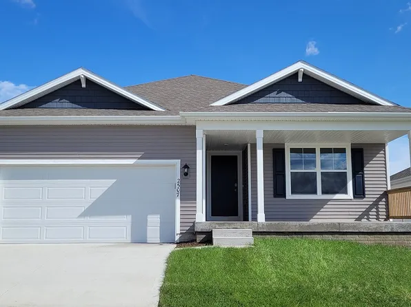 2507 Chan Dr, Adel, IA 50003