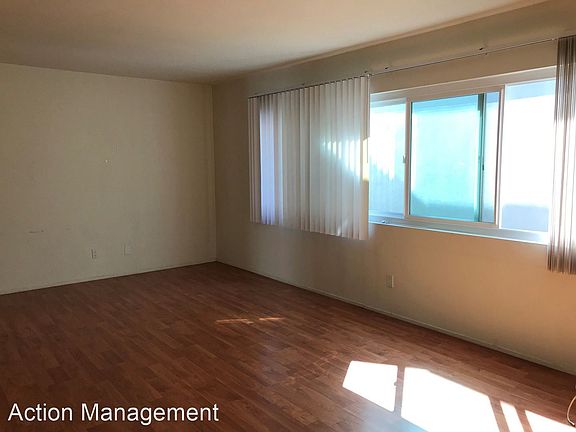 4th image of 220 Belmont Ave #6