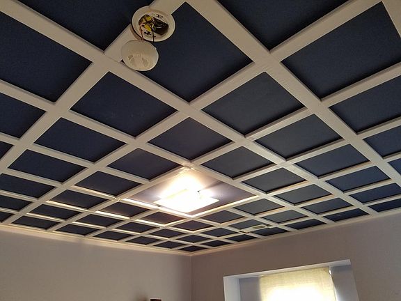 2nd bedroom ceiling detail