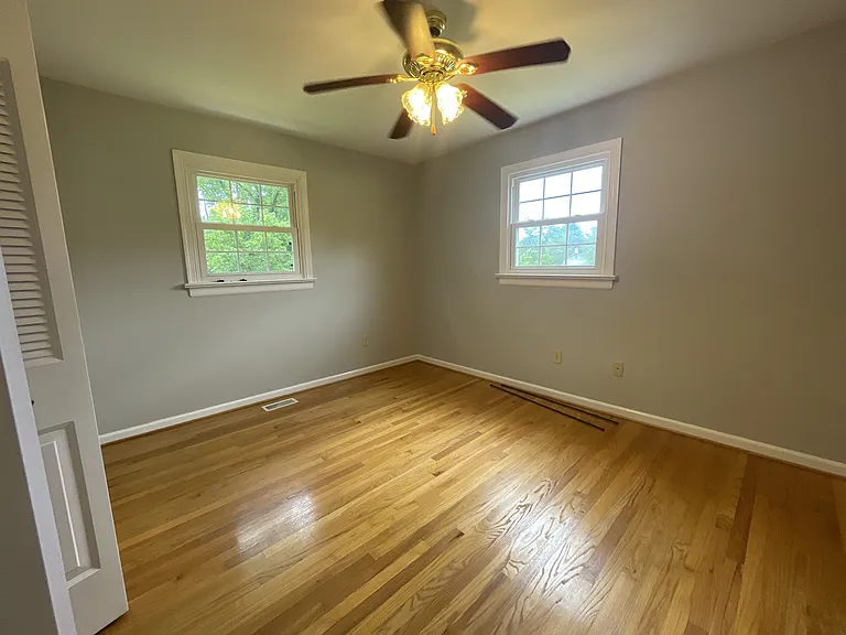 1139 Ardmore Dr — Photo 8