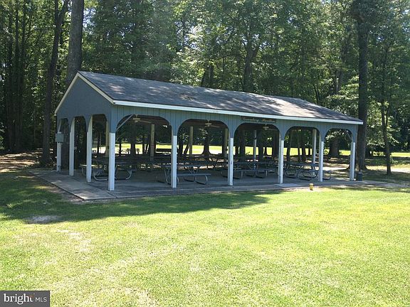 3rd image of 22836 Angola Rd W