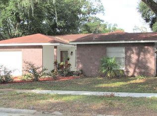 1854 Kim Acres Ln, Dover, FL 33527