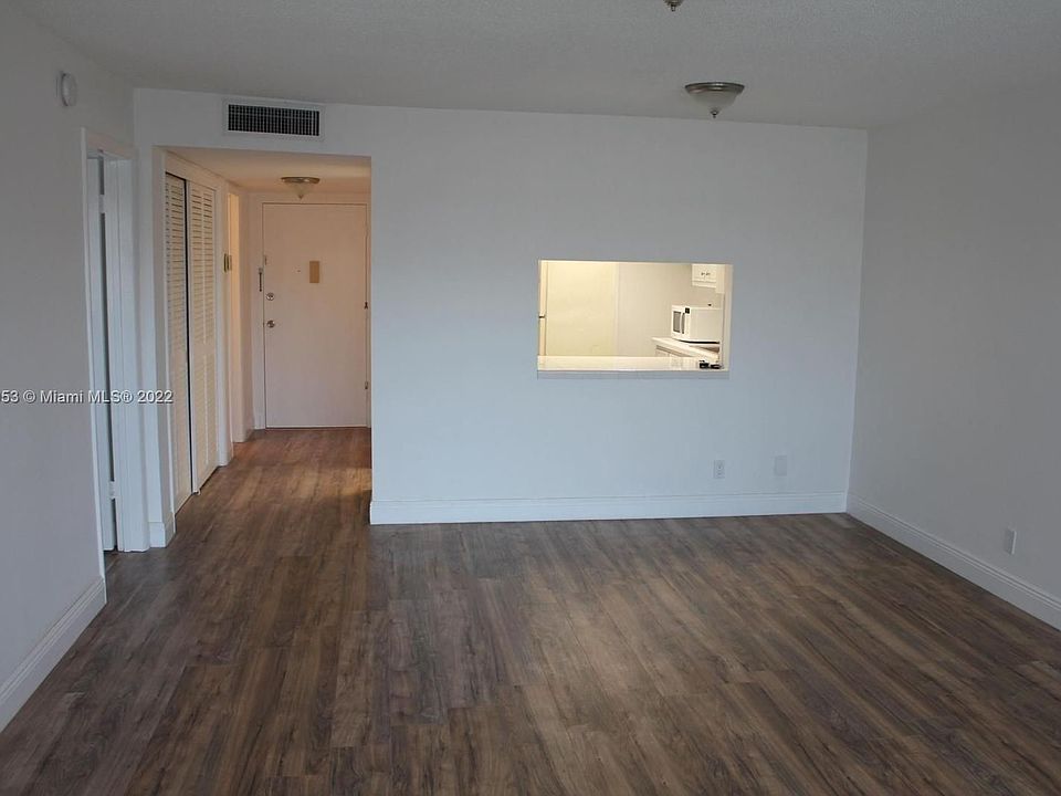 1st image of 1400 NE 169th St APT 310