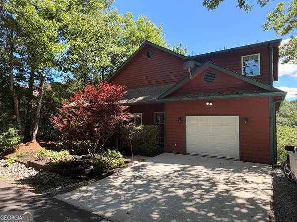 59 Dalton Dr, Dillard, GA 30537