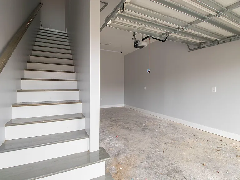 225 Winter Garden Dr #B4 — Photo 3
