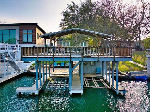 3rd image of 108 Riverside Dr