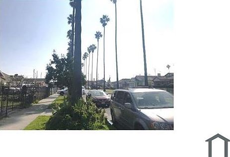 2nd image of 5712 S Gramercy Pl #571012