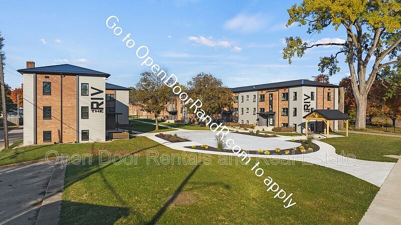 2nd image of 1832 Griswold Dr #C01